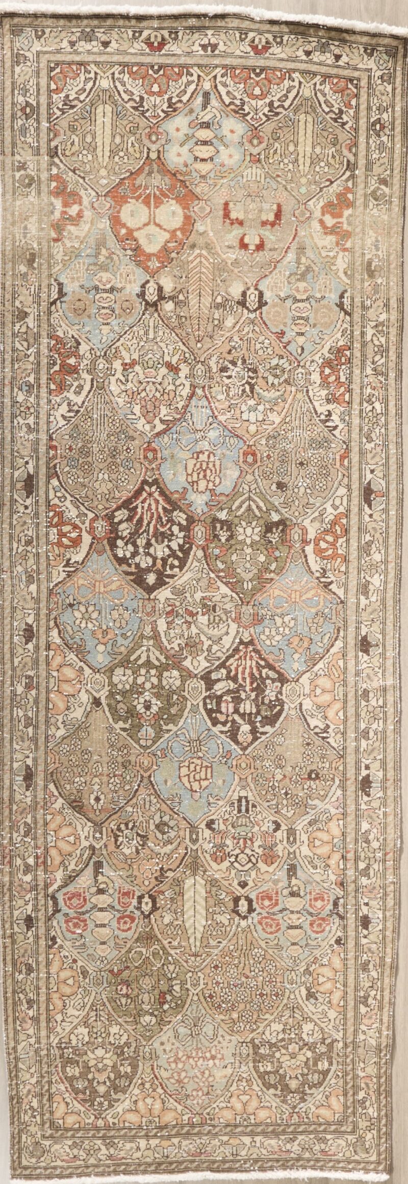 Antique Vintage Persian Bakhtiyari 10 x 3.6