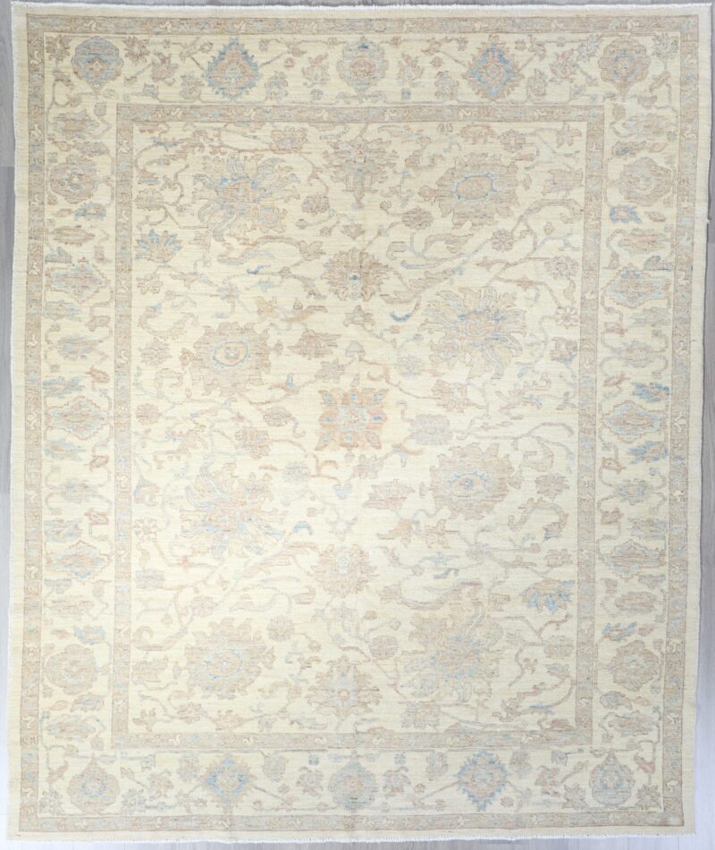 Fine  Sultanabad  10.2 x 8.7