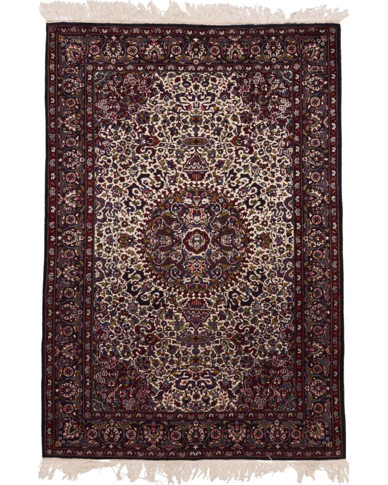 Fine Silk and Wool Qazvin Design 6 x 4